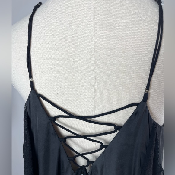 Kimchi Blue Lace Up Back Black Mini Ruffle Chiffon Halter Dress Size Small - Picture 10 of 12